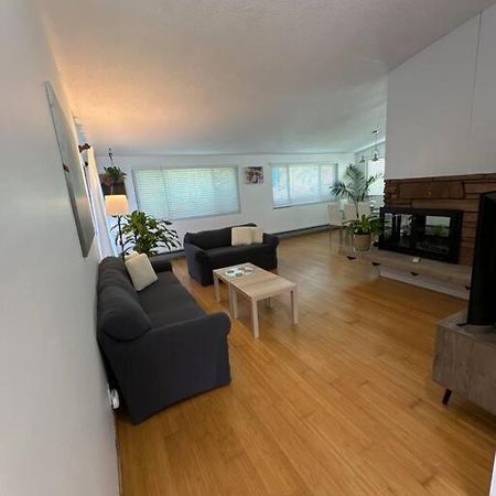 Entire Home 3 Bds 2 Bats Сиэтл Экстерьер фото